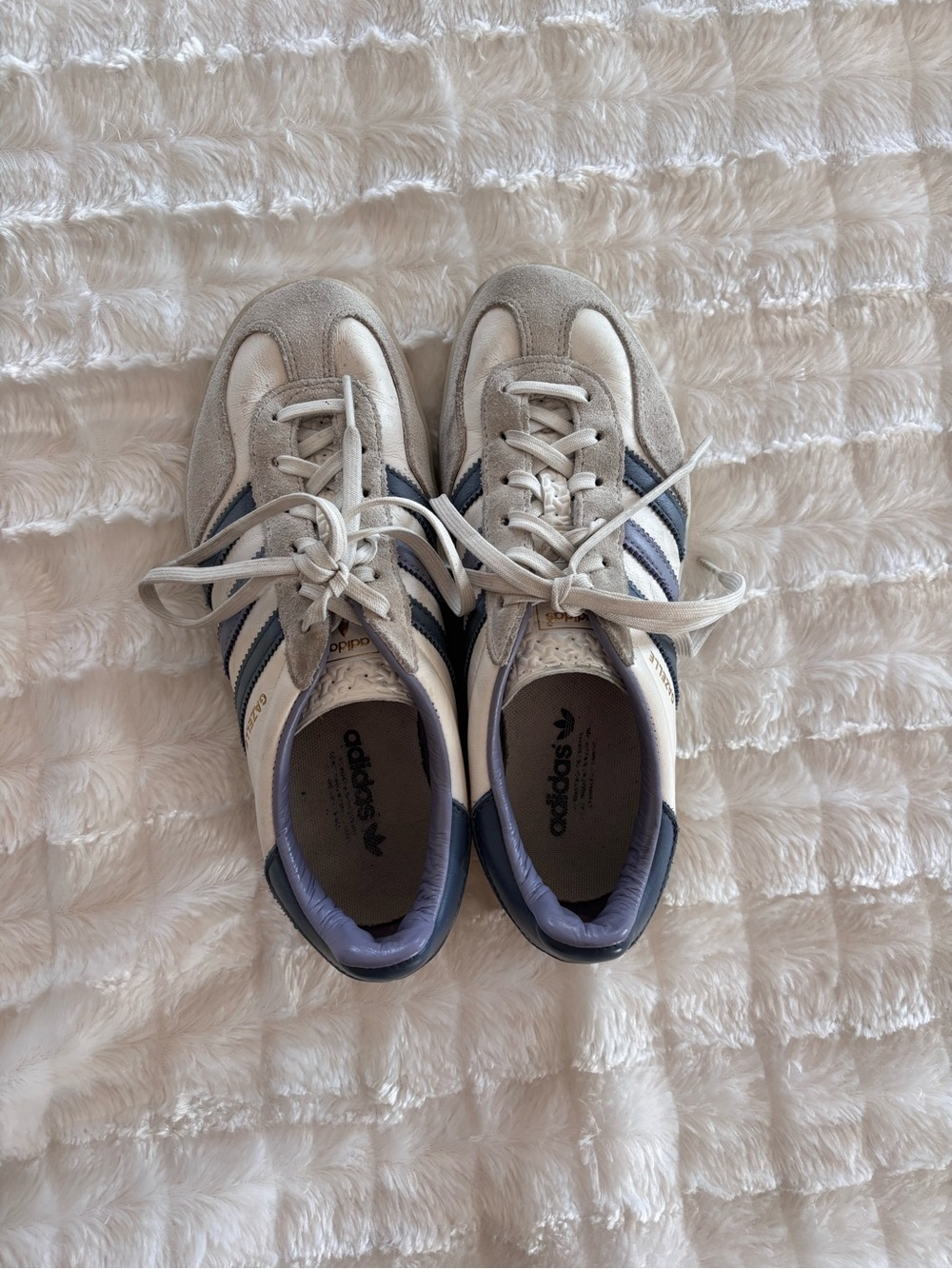 adidas gazelles zise 5.5